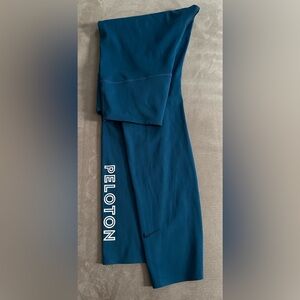 Peloton x Nike Teal Blue Leggings size small
